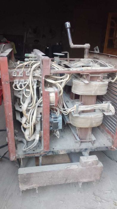 сварочний аппарат.