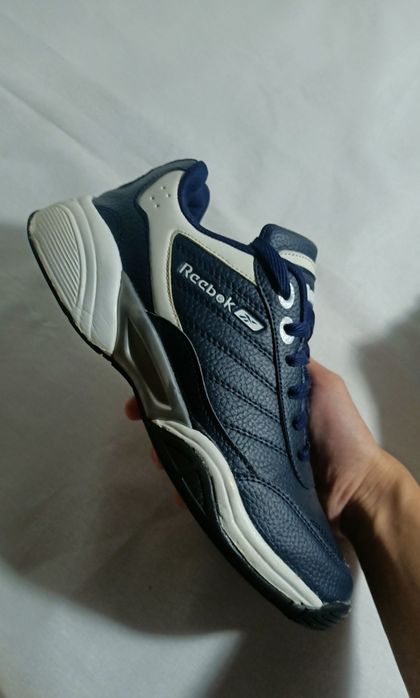 Продам мужскую обувь Reebok