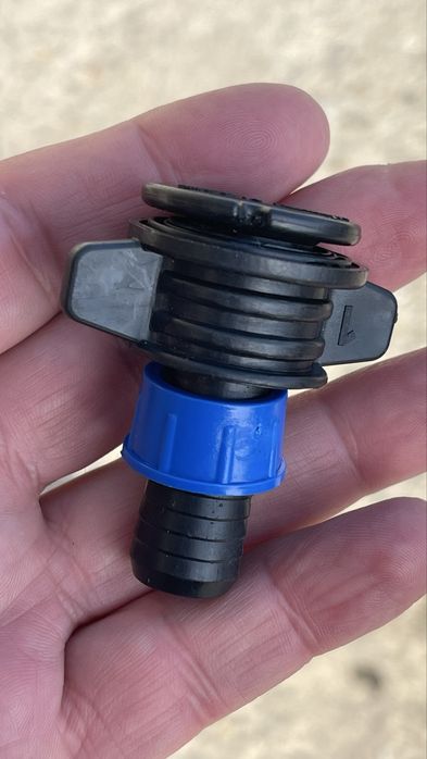 Коннектор для капельной ленты