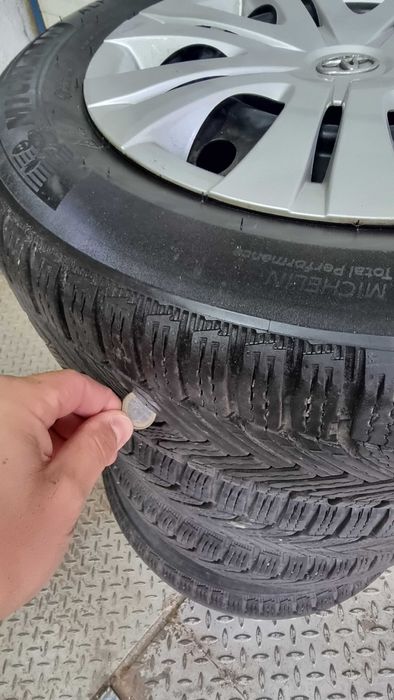 # 4 Зимни ГУМИ #