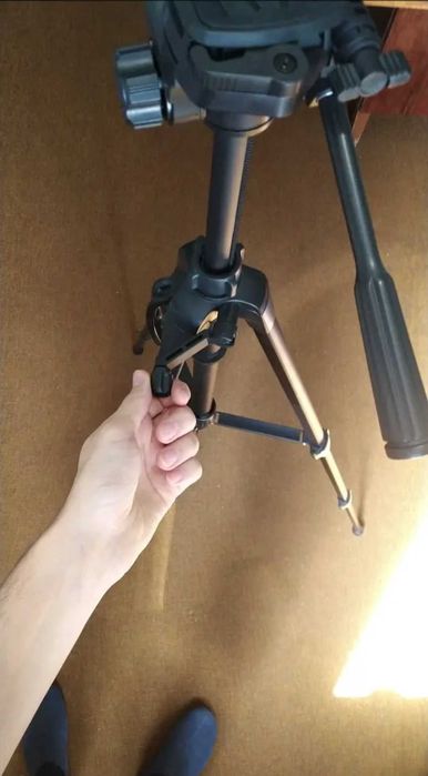 Штатив-трипод 1,5м