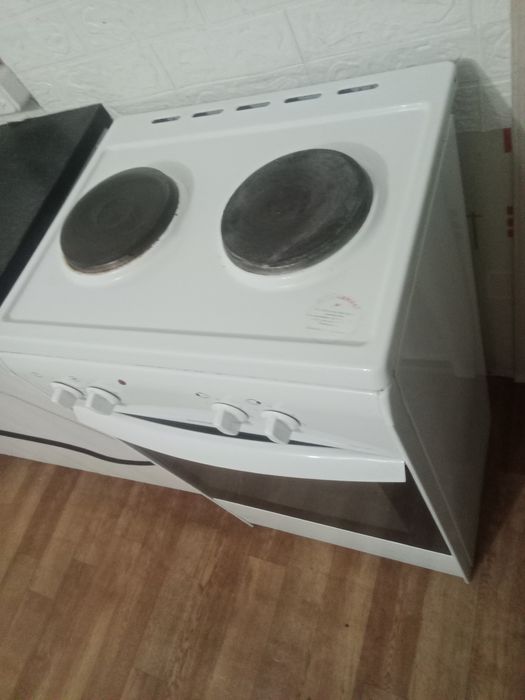 Плита духовка продается