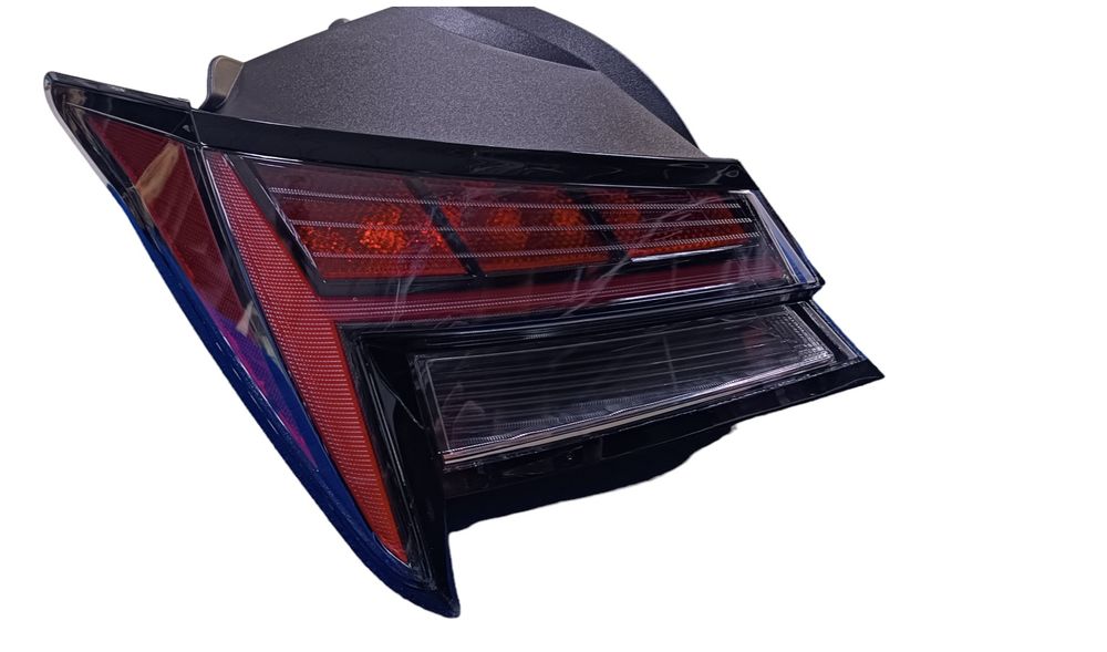 Hyundai Elantra stop fara