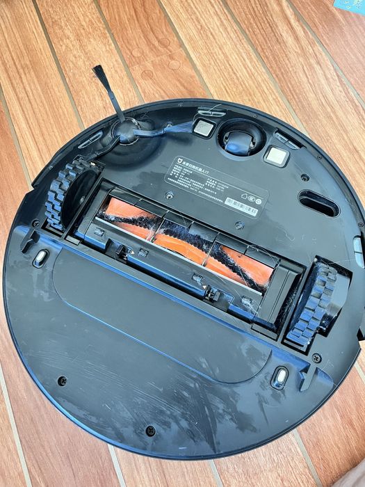 Продается робот пылесос