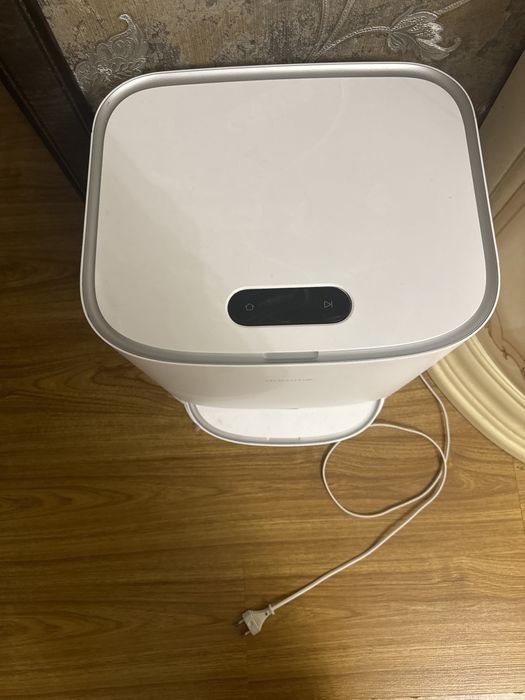 роботпылесос Dream Bot W10