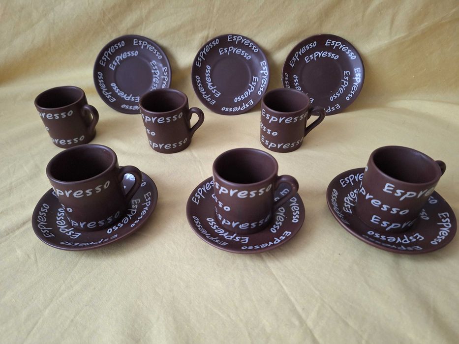 Set cescute cu farfurioare pt servit espresso / cafea