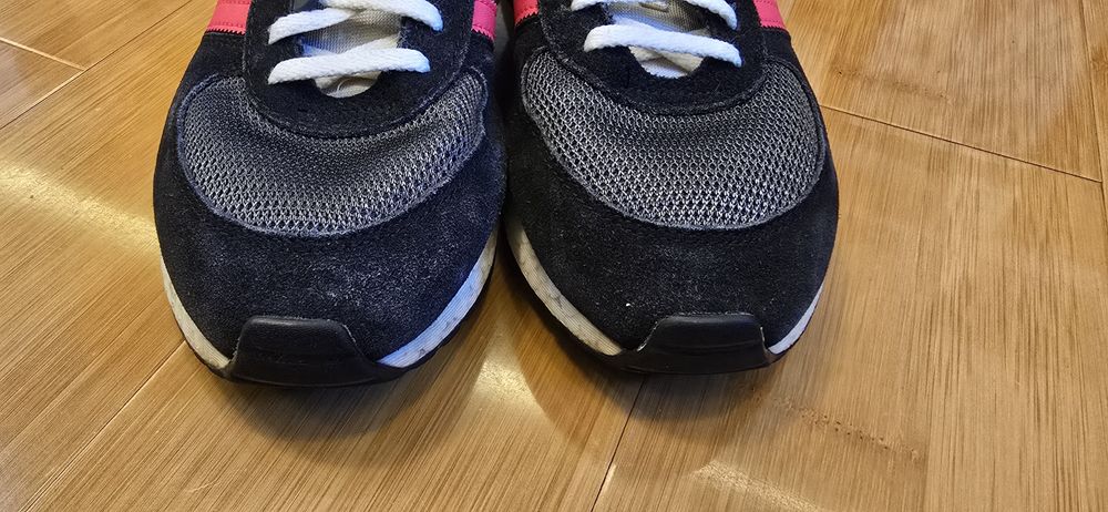 Adidas marathon iniki