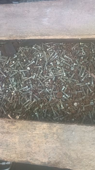 Запчасти для токорных  стаков