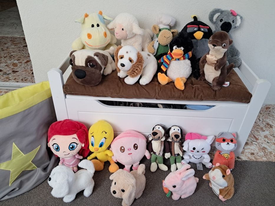 Lot mare plușuri sunete, imitatoare, plușuri Disney, mișcare + sac depozitare Cadou