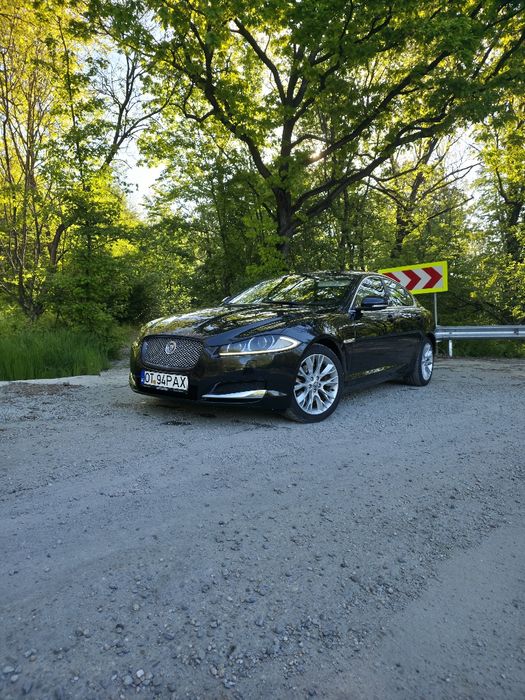 Jaguar XF 2.2d Proprietar, pachet Portfolio