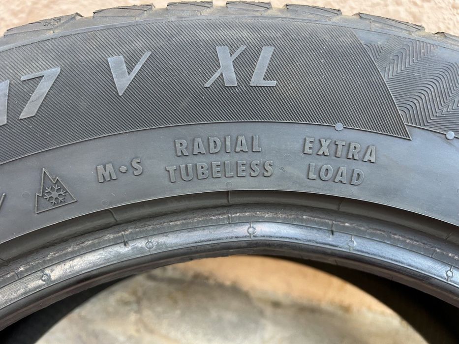 Зимняя резина 235/55 R17