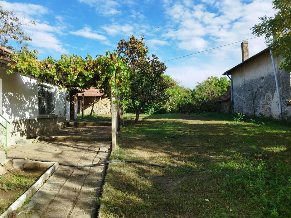 Продава се Къща в с. Колена, Област Стара Загора - 120 кв.м за 196 €/кв.м - Снимка #2