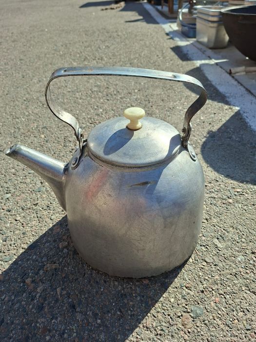 Продам чайник,термос,бидон 10л,чудо печь