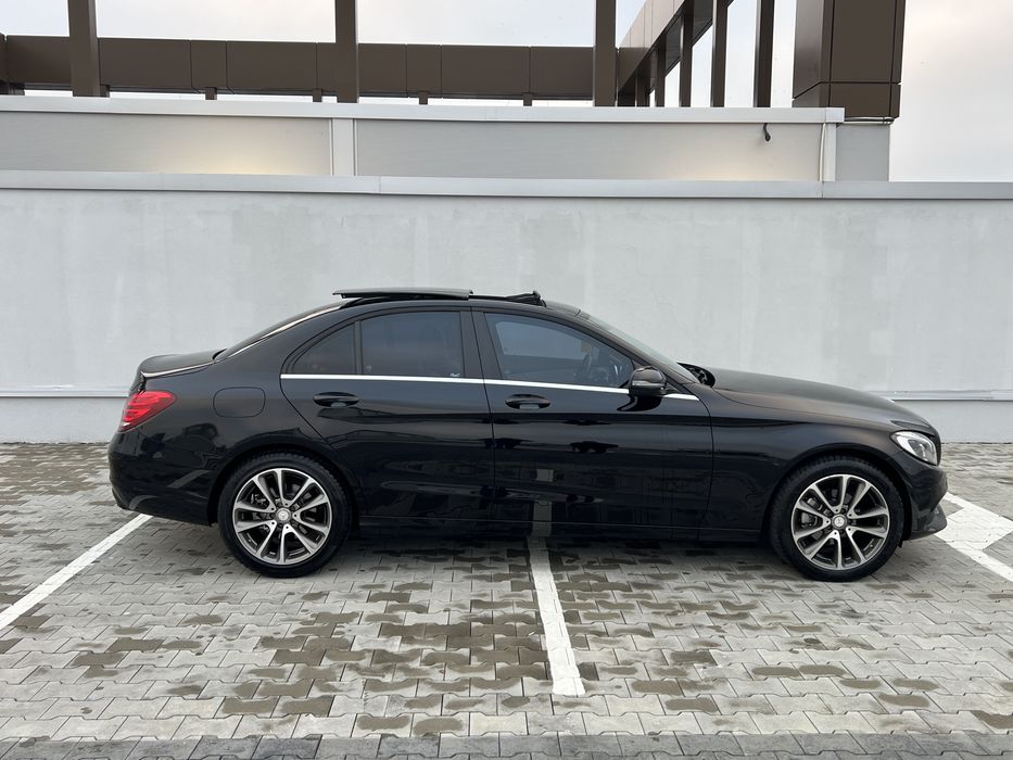 Mercedes-Benz C 200 /Distronic/Navi Mare/Lane/Side/Park assist/Panoramic/Euro 6
