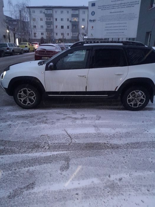 GPL 16 16V  4X4  KM  193 000  4X4  GPL 2014