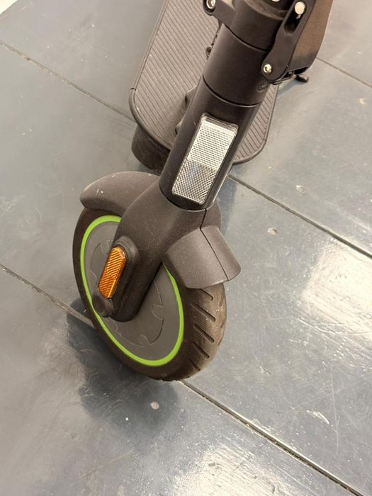 Trotineta electrica Acer ES 3 Advance, pliabila, 3 viteze, negru -A-