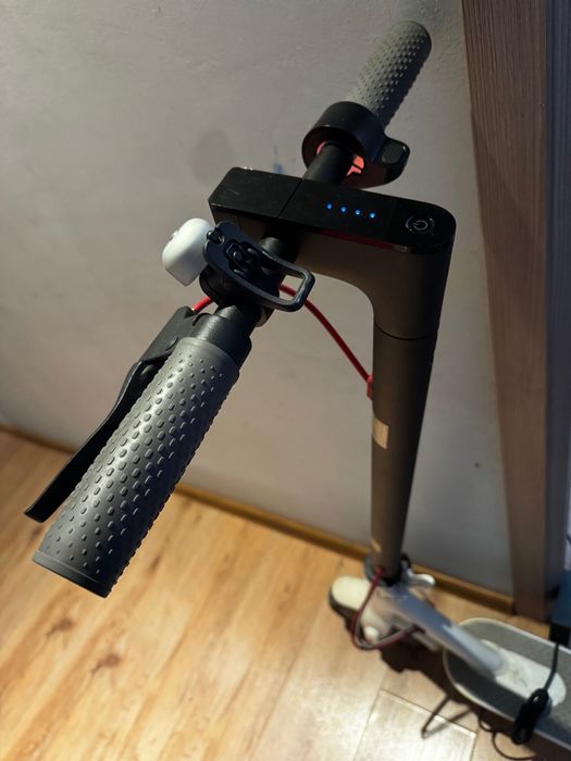 Trotineta xiaomi mi m365 alba
