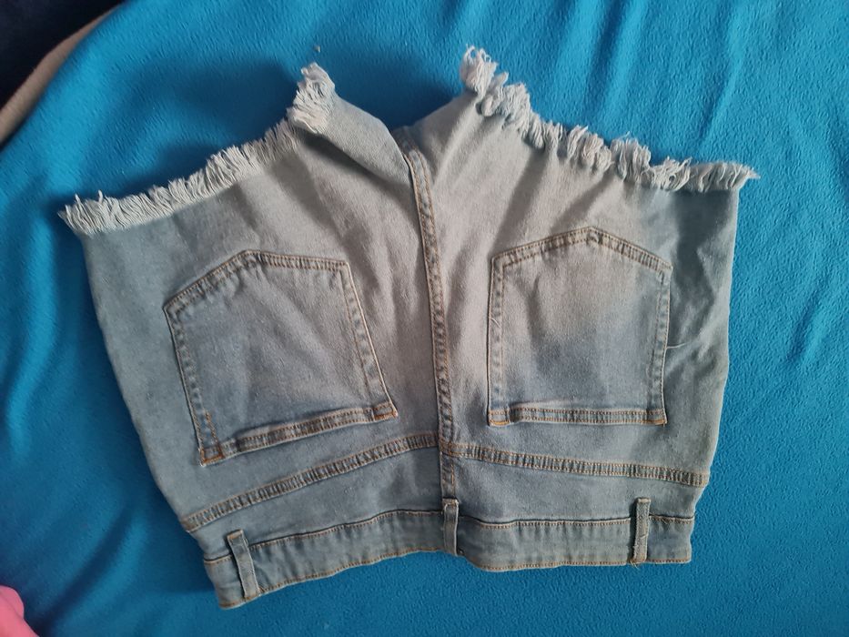 Pantaloni cropped S
