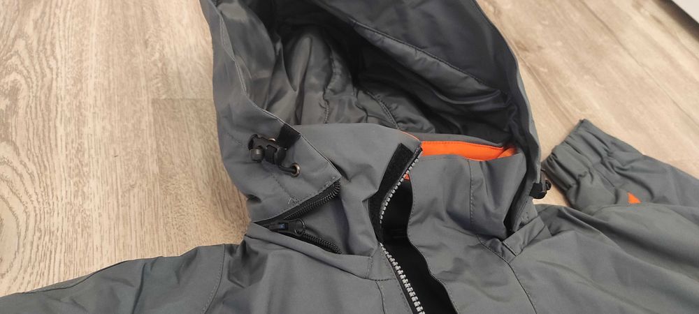 Чисто нов зимен комплект: яке + гащеризон, размер M/176