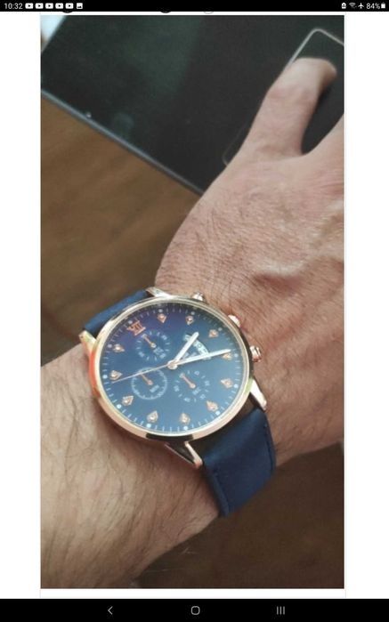 Часы муж. нов., с календарём и искусственными бриллиантами, изящные!?!