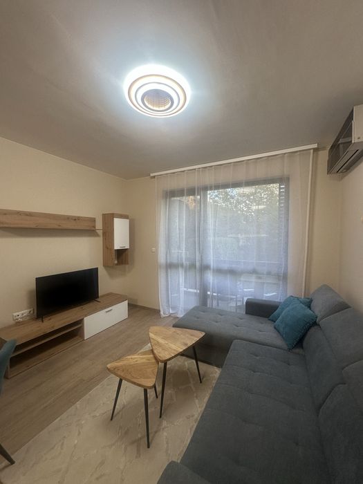 Дава се под наем Двустаен апартамент в Варна, м-т Траката - 90 кв.м за 600 € - Снимка #3