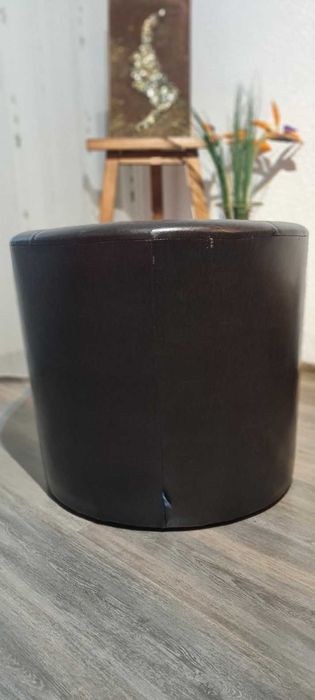 Vând fotoliul cafenea