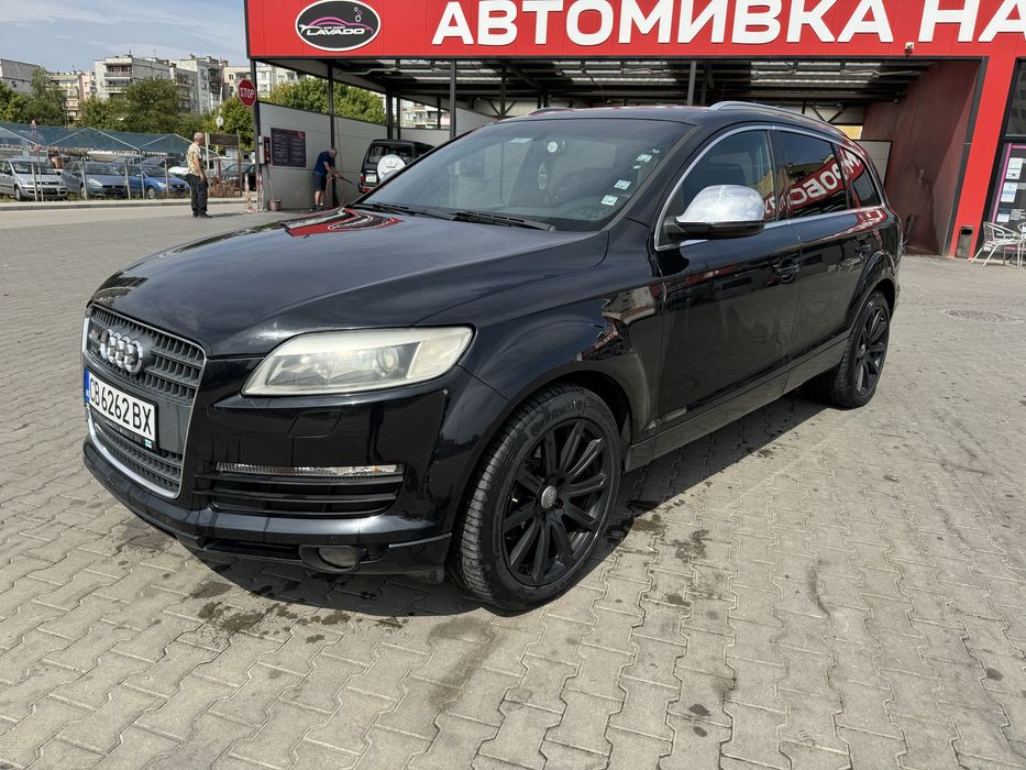 Ауди Q7 2008 Г само на части