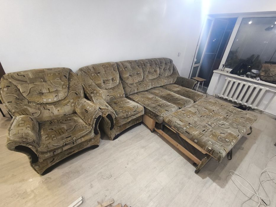 Продам диван и кресло