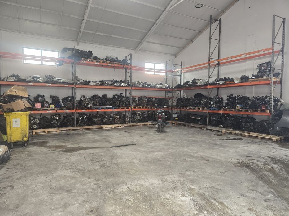 Dezmembrez autoutilitare iveco ford sprinter wolkswagen nissan renault Mitsubishi opel citroen nissan