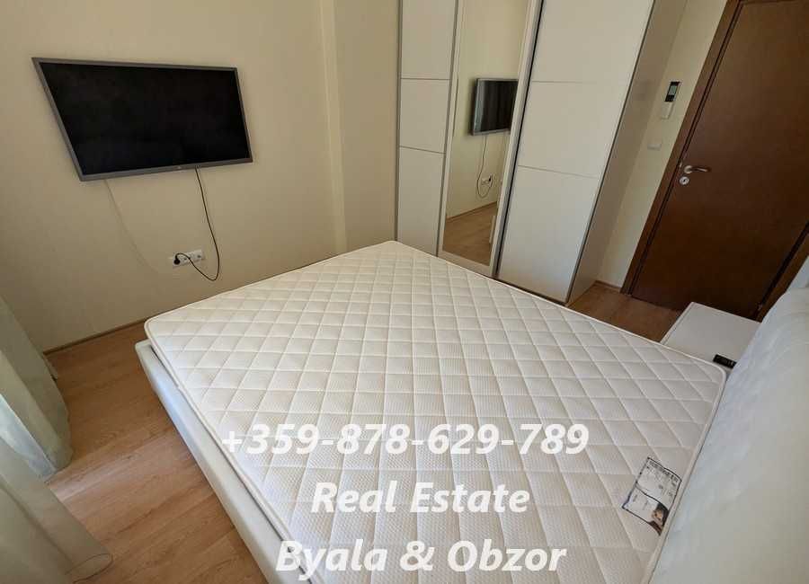 Продава се Тристаен апартамент в Бяла - 140 кв.м за 822 €/кв.м - Снимка #8