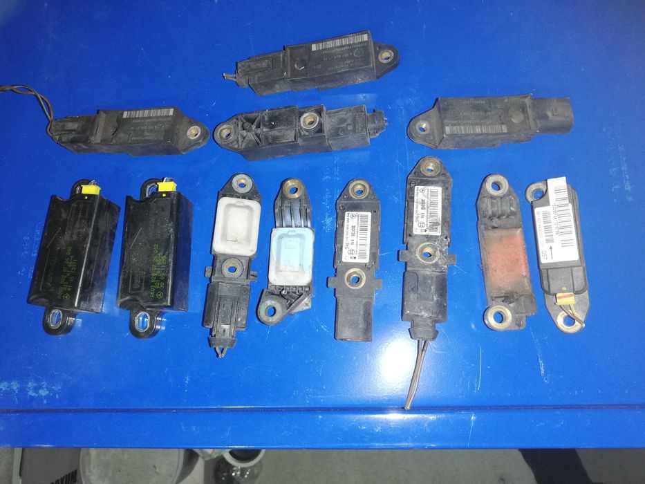 Краш датчици и отклонение от курса за Мерцедес