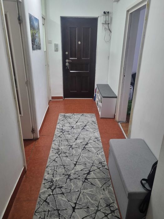 Vand apartament 3 camere