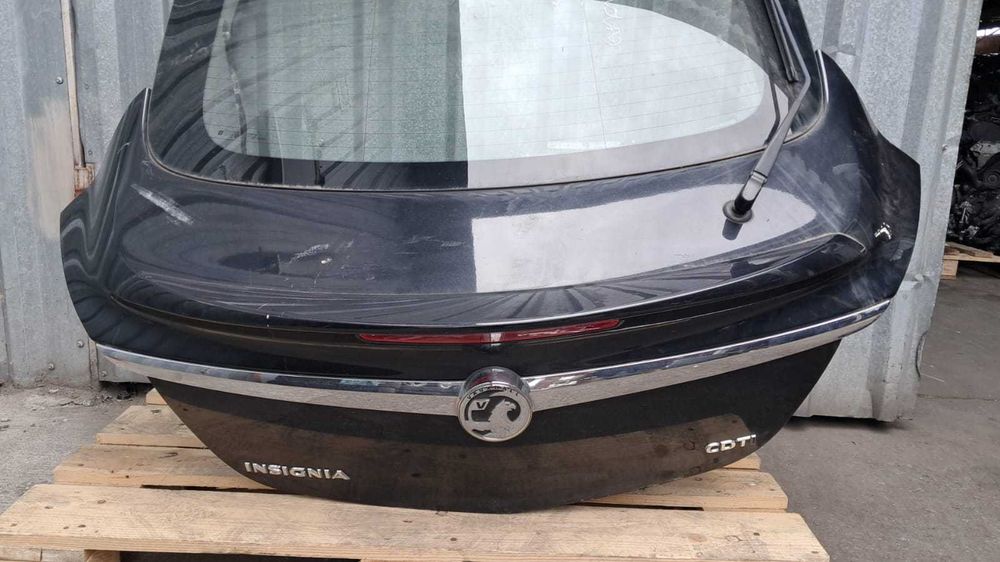 haion Opel Insignia A sedan an 2013