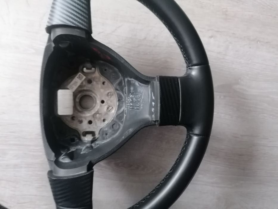 Volan piele Volkswagen Passat B6 Jetta Touran Caddy Golf 5