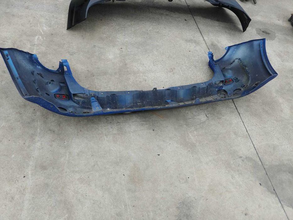 bara spate renault scenic 2 8200141081
