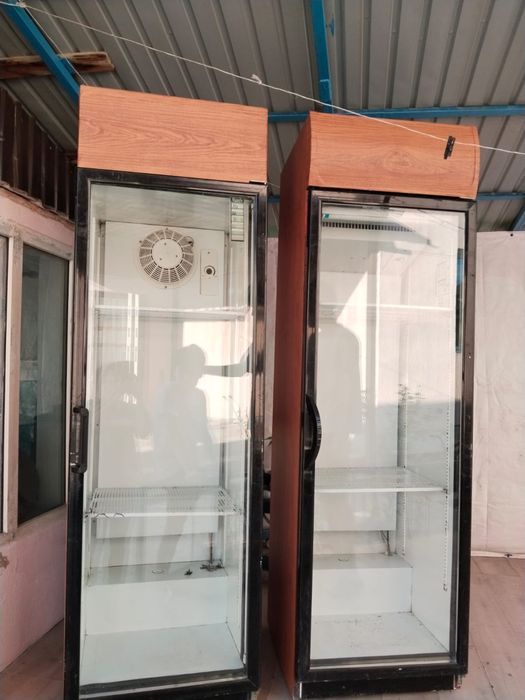 Витринный холодильник!