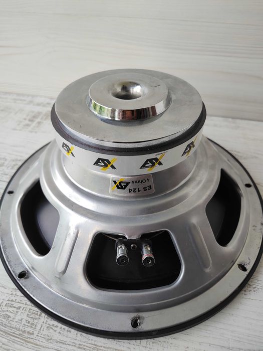 Като нов! 12" Субуфер ESX ES 124 (500W Max / 4 Ohms) – Перфектен бас