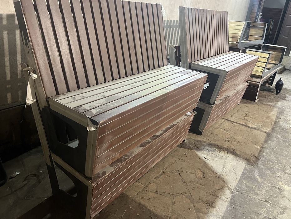 Лавоки, скамейки