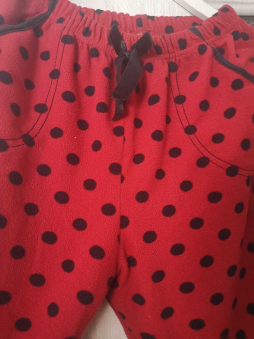 Pantaloni fleece cu buzunare