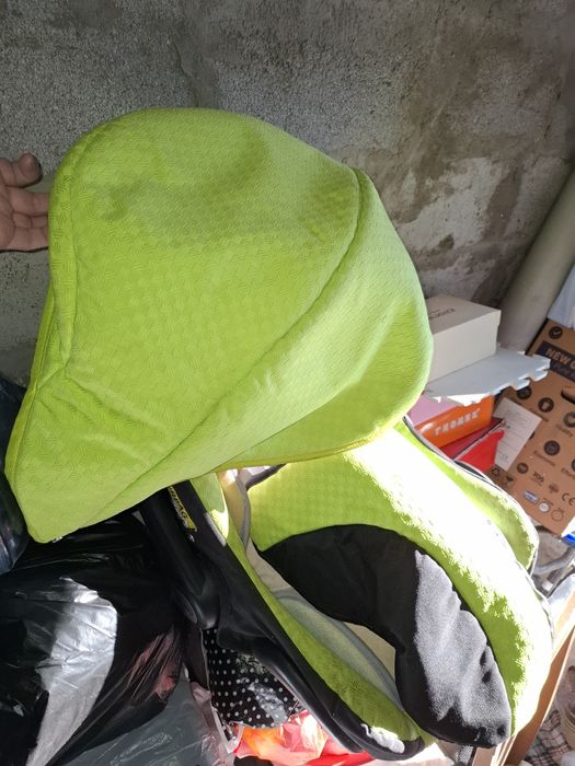 Продам автокресло