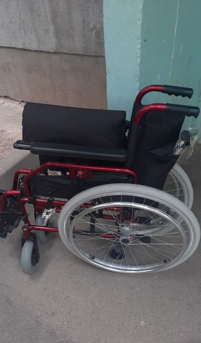 Инвалидная коляска