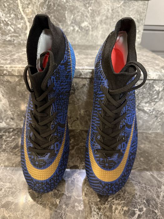 Бутонки  NIKe