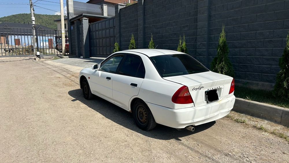 Mitsubishi Mirage