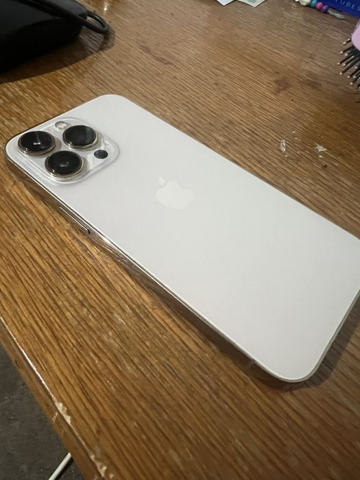 Iphone 13pro inca  în garantie!