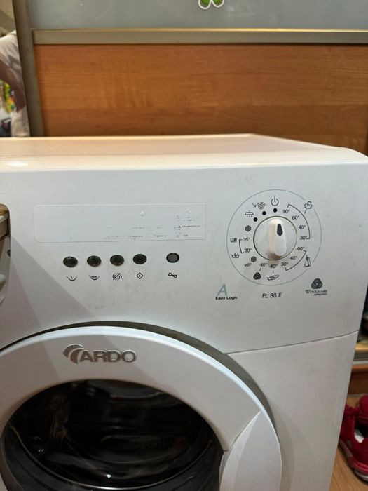 Машинка стиральная