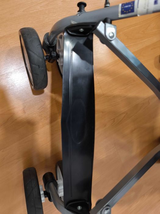 CHIPOLINO Лятна количка