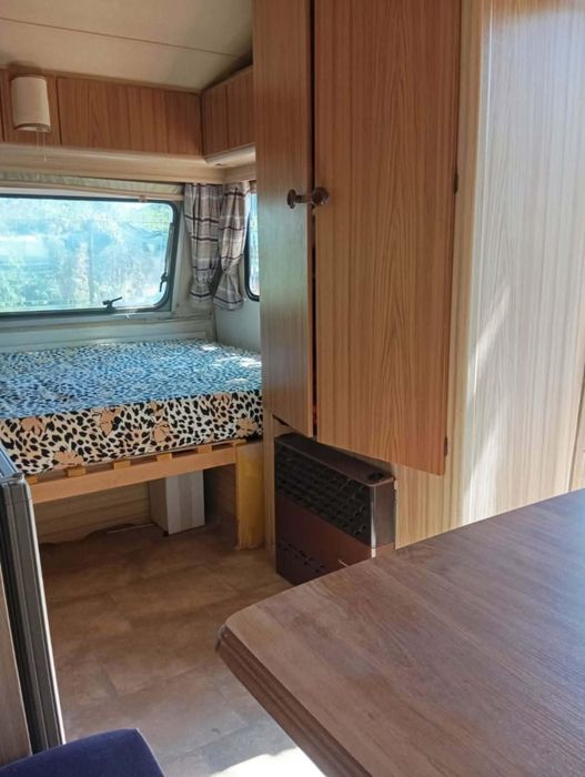 Каравана за къмпинг