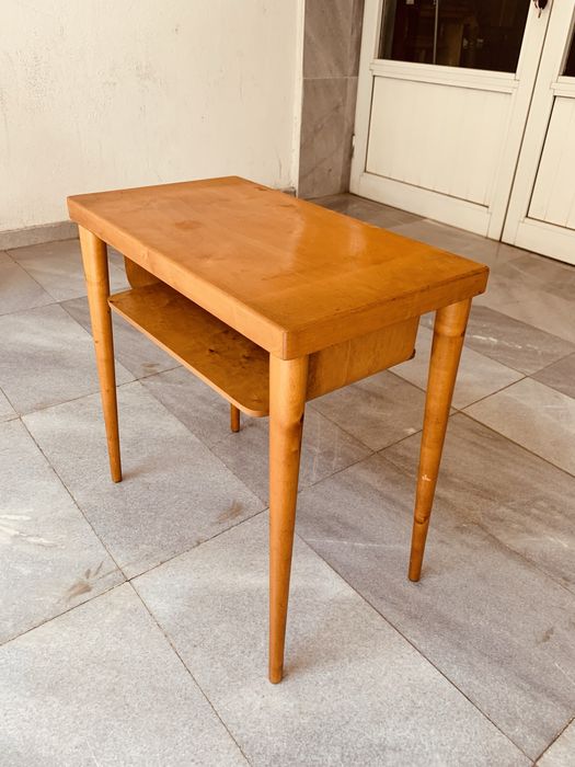 Шведска винтидж масичка – Scandinavian Modern (50-те години)