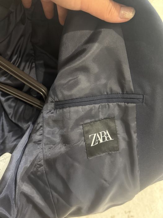 Костюм мужской Zara