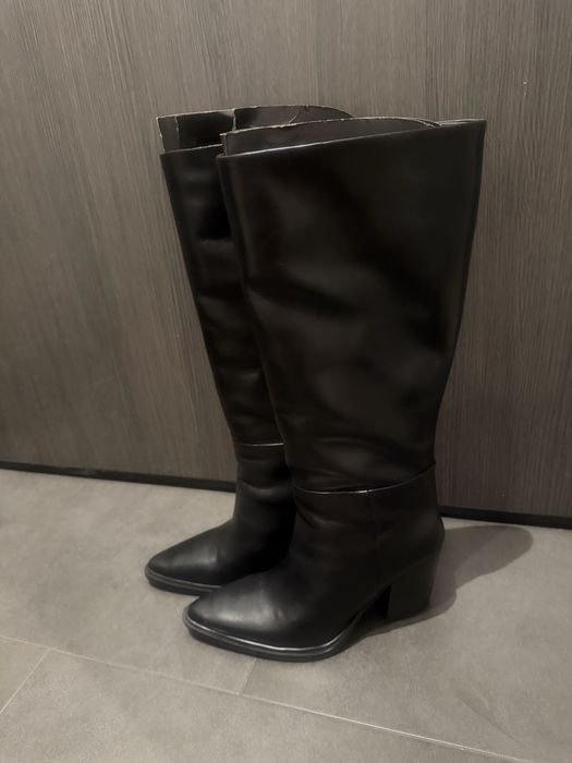 Естествена кожа ботуши zara